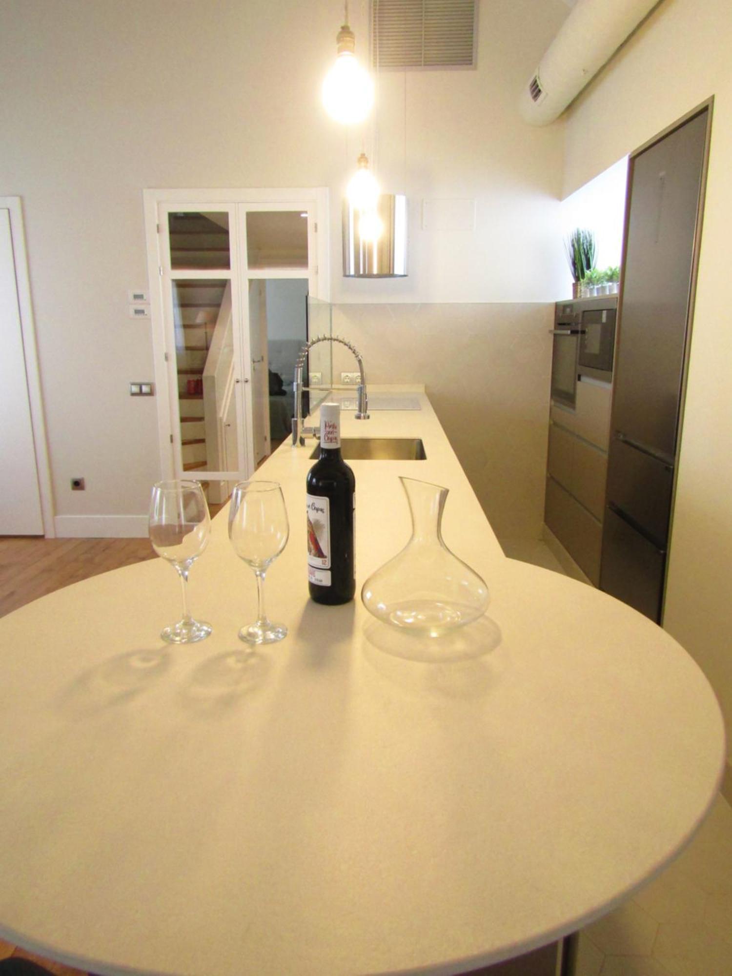 Duplex De Lujo Junto Al Bernabeu Real Madrid Villa Bagian luar foto