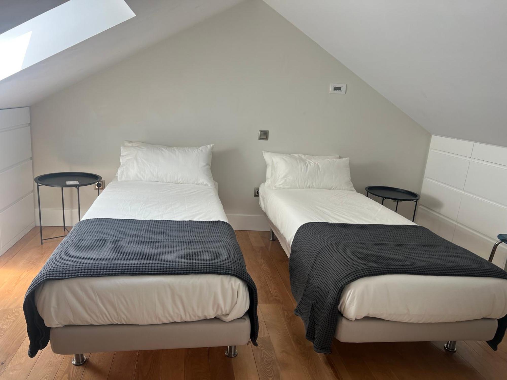 Duplex De Lujo Junto Al Bernabeu Real Madrid Villa Bagian luar foto